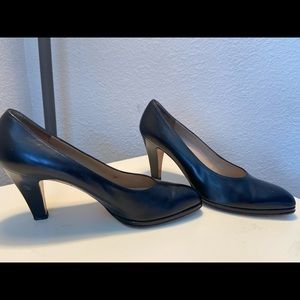 Ferragamo Vintage Black Heels